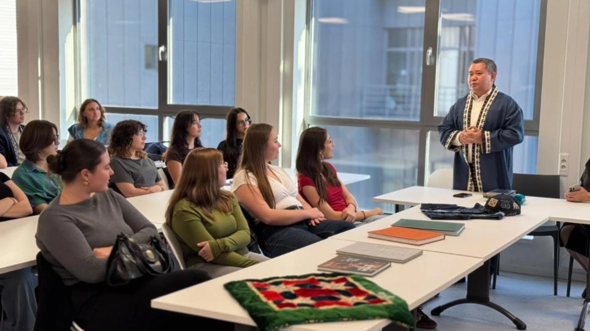 Изображение записи