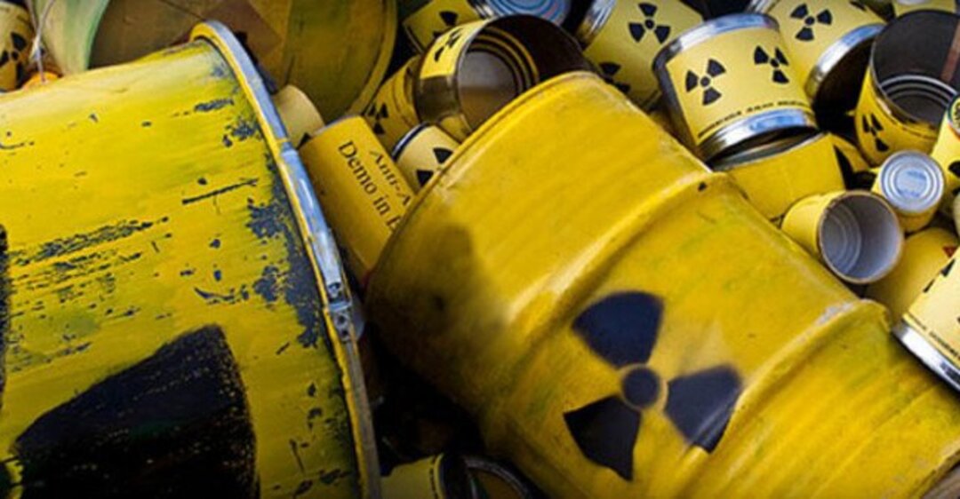 Ядерные отходы. Радиоактивные отходы в России. Радиоактивная свалка. Радиоактивные отходы атомной промышленности. Полигон радиоактивных отходов.